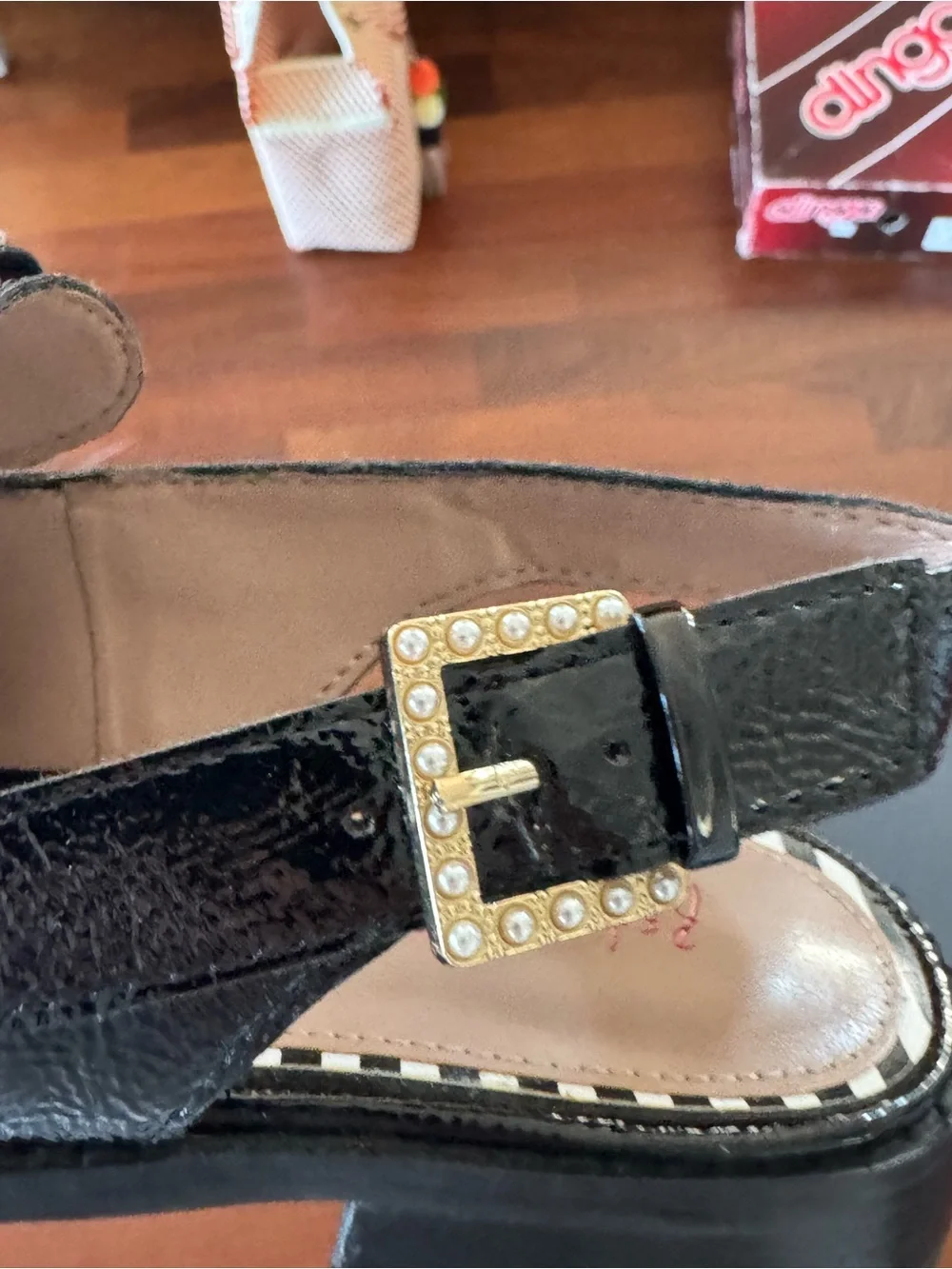 Besty Johnson shiny black